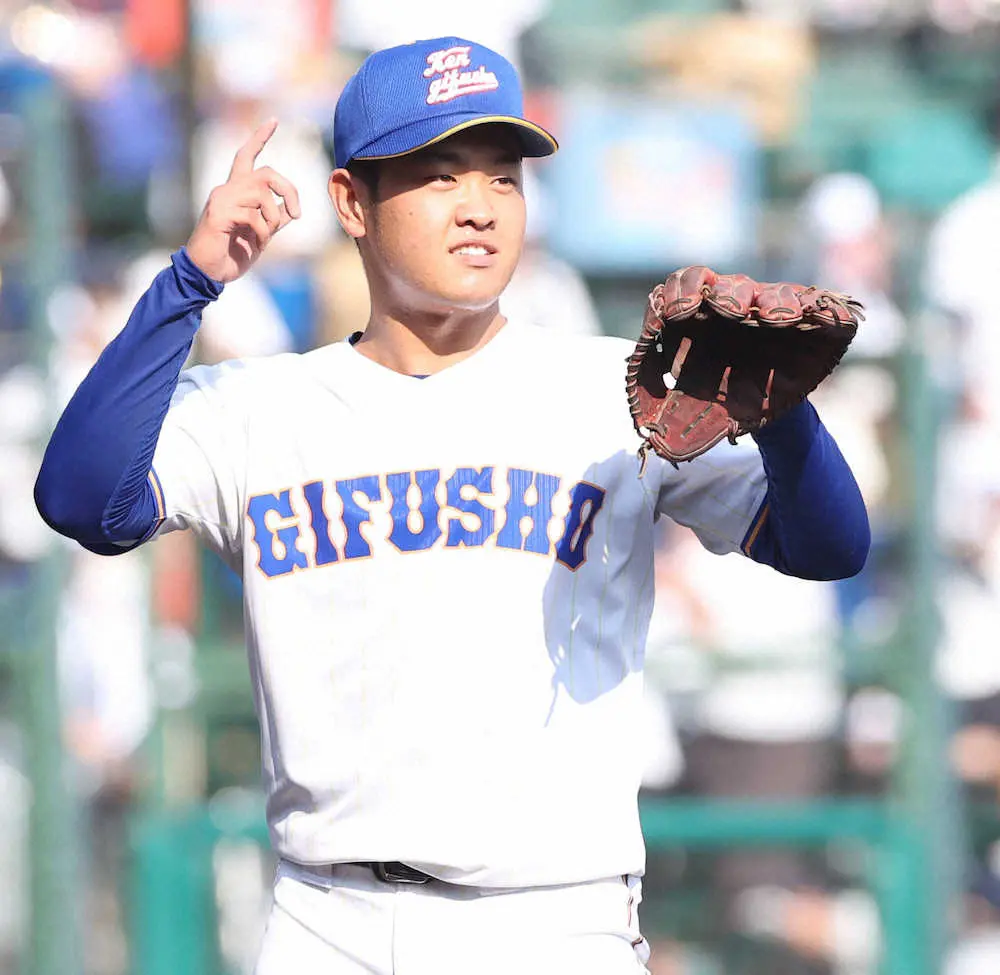 【画像・写真】メンバー10人入れ替えの県岐阜商　拍手で包まれた執念の1得点　先発・山口「楽しかった」全力の55球