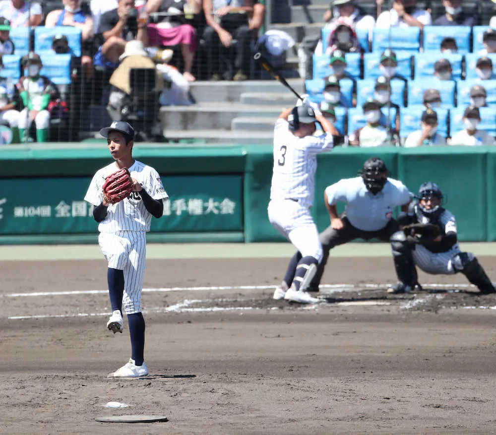 【画像・写真】【甲子園】明徳義塾VS九州国際大付　“ストライプ対決”にネット「どっちがどっちか」「ユニが似すぎ」