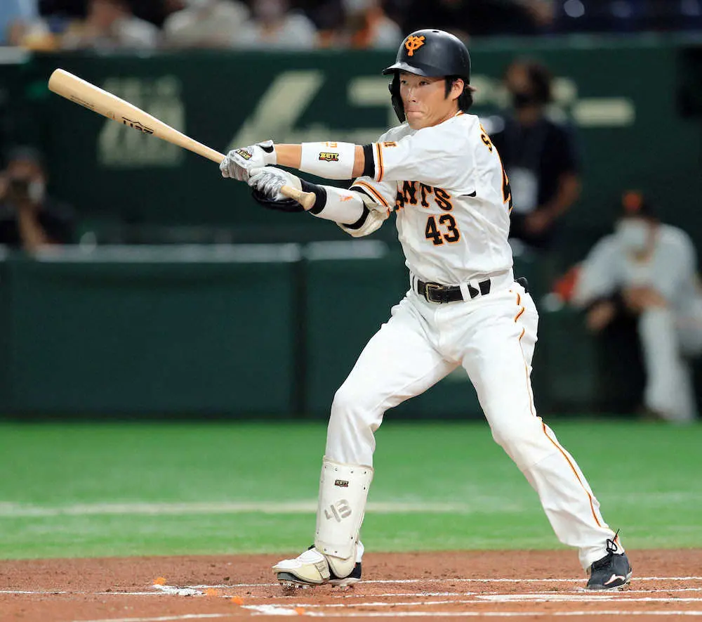 【画像・写真】巨人・重信が先制パンチ！初回バスターエンドラン成功　プロ2度の完投勝利いずれも巨人戦の遠藤叩く