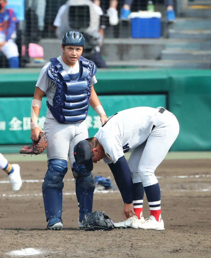 【画像・写真】【甲子園】横浜・村田監督「もっと打てないと甲子園で勝てない」　エース杉山「来年も甲子園」雪辱誓う