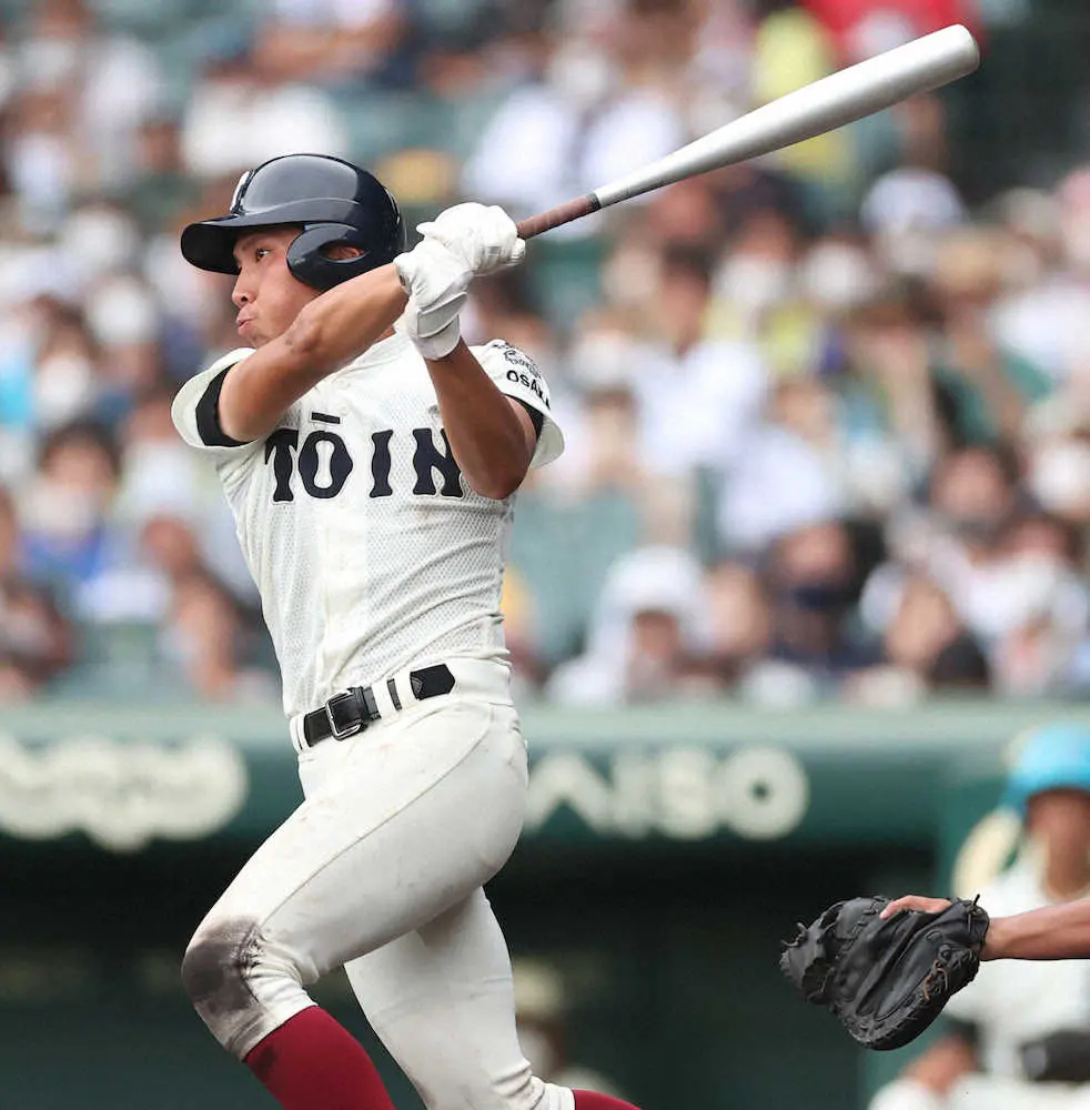 【画像・写真】【甲子園】大阪桐蔭・伊藤　1試合3本の二塁打は大会記録に並ぶ