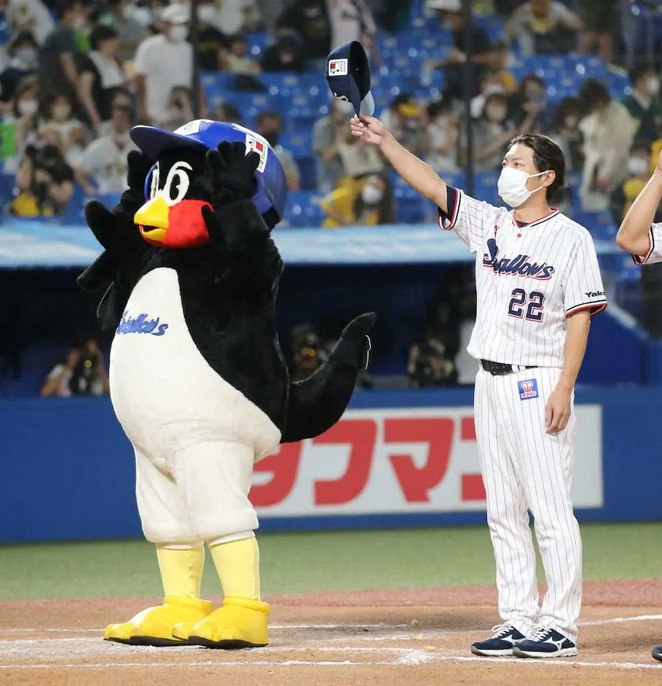 【画像・写真】高津ヤクルト　新オーダーがズバリ！鮮やか“天敵”青柳攻略で連勝　さあＶロード再加速だ