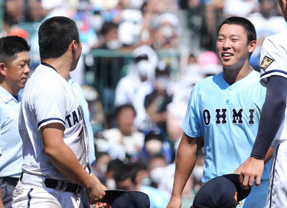 【画像・写真】近江、3季連続4強!　山田「情けないエース」浅野に打たれ、右太腿裏つっても勝った