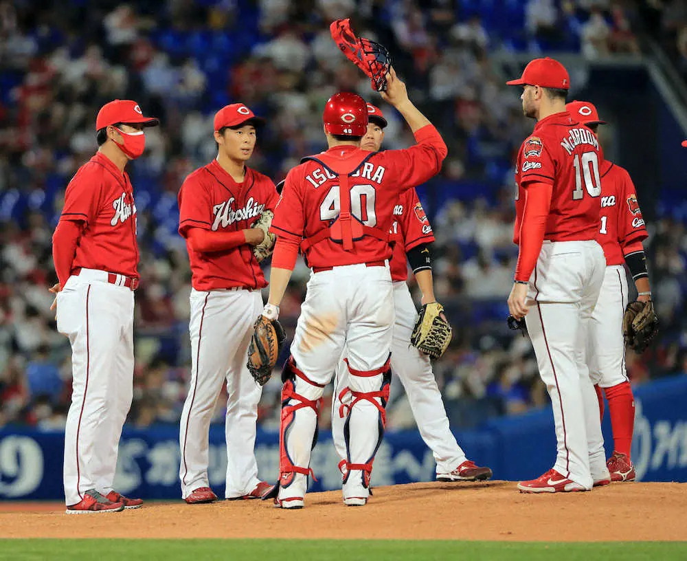 【画像・写真】広島　DeNAの本拠地連勝記録止められず　12安打で3点止まり…スクイズ失敗も痛かった