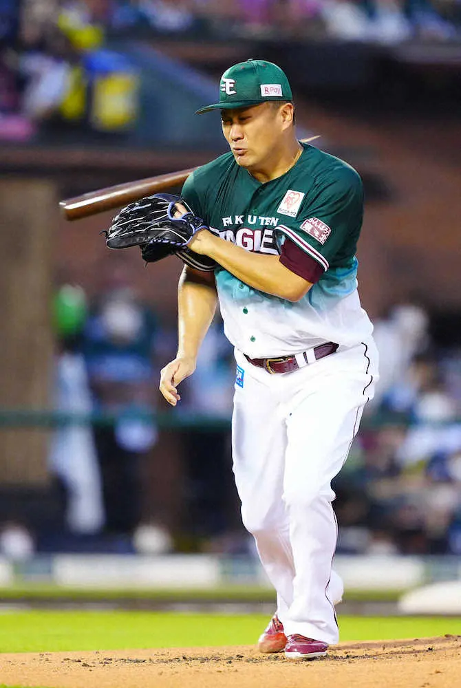 【画像・写真】楽天・マー君、仙台育英にエール勝「決勝も頑張って」　05年“津軽海峡越え”果たした男7回2失点7勝