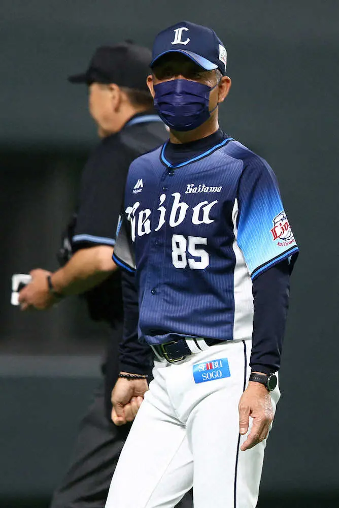 【画像・写真】西武　23日から通常ユニ、0.5差で首位も辻監督「残り10、15試合が勝負」