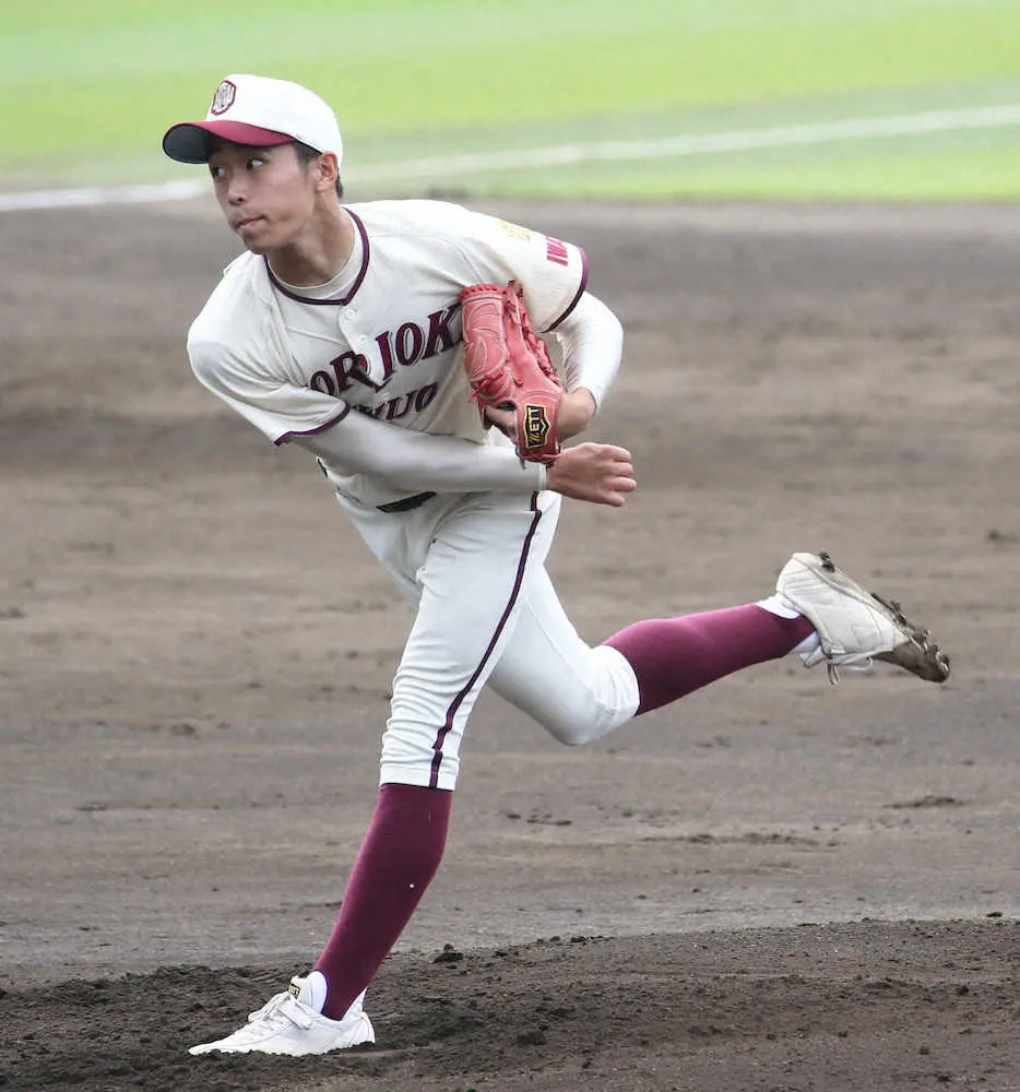 【画像・写真】最速152キロ右腕　盛岡中央・斎藤がプロ志望届提出　監督と面談重ね決心