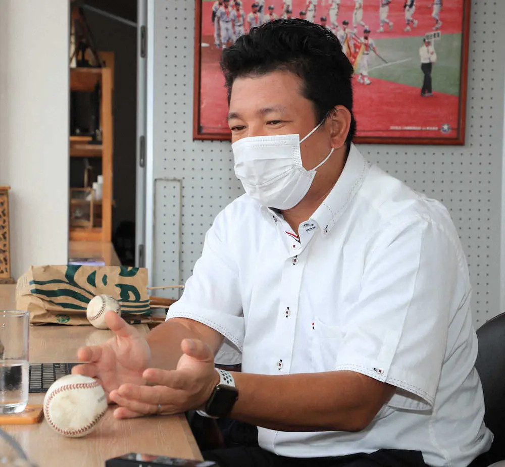 【画像・写真】仙台育英・須江監督の言葉、表情に見た信念　いつか甲子園で対面取材を