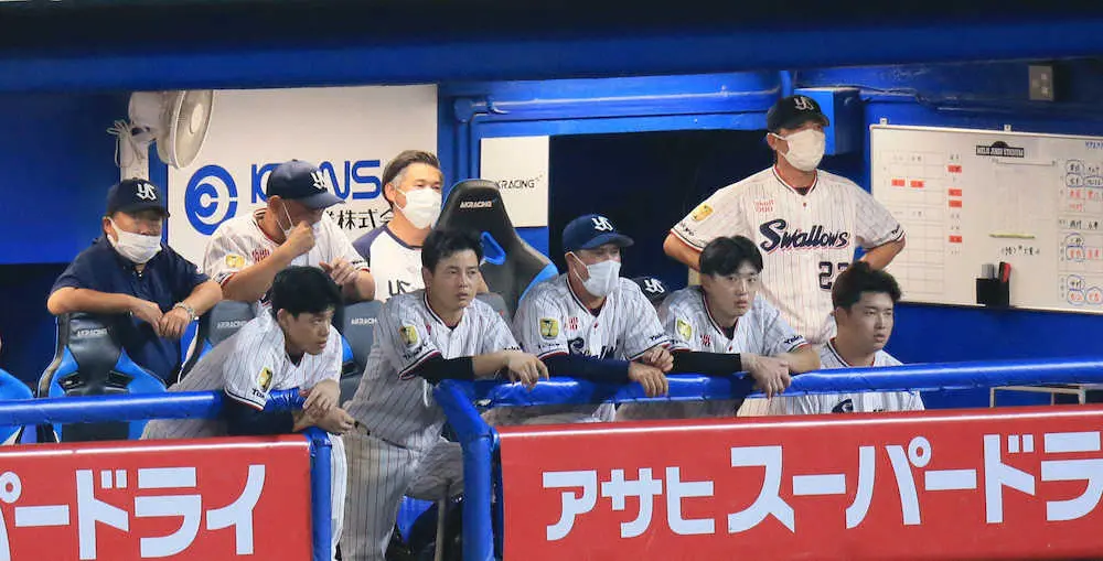 【画像・写真】ヤクルト　3戦連続で初回に失点＆3者凡退　敗戦に高津監督「反省多い」26日から2位DeNAと直接対決