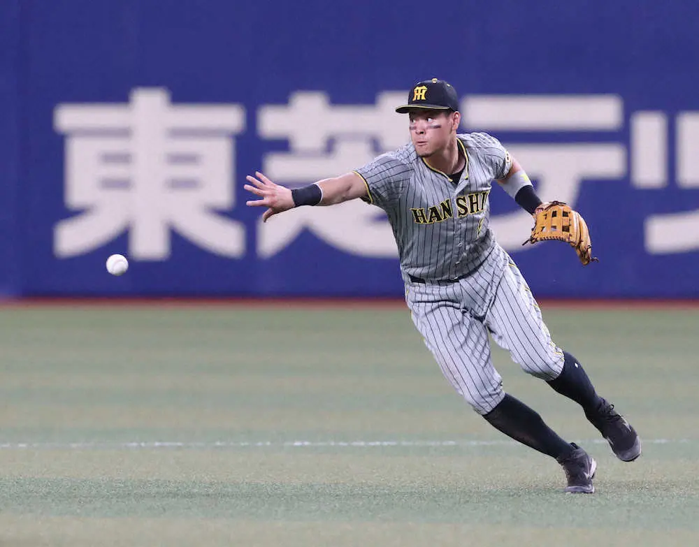 【画像・写真】「セカンド佐藤輝だと???」　虎ファンも驚いた矢野監督秘策　ネット上は賛否両論　来年見据えたもの?