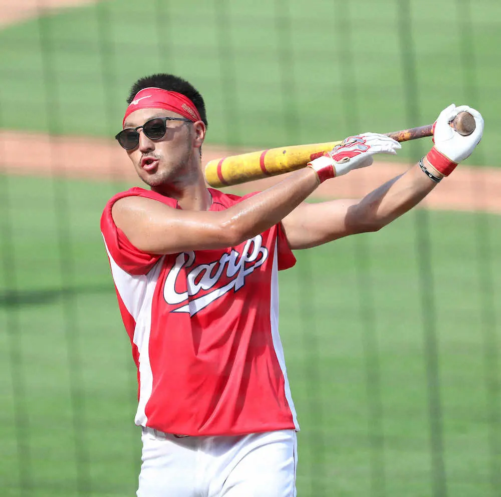 【画像・写真】＜広・巨＞1軍に合流し打撃練習する菊池涼（撮影・奥　調）