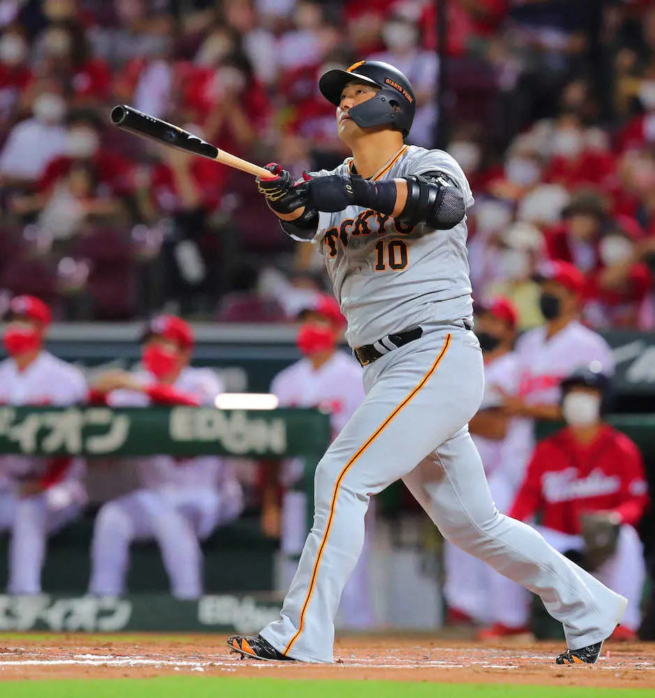 【画像・写真】巨人　中田16号逆転2ランも…先発・直江が直後に失点、4回途中で降板し再びリード許す