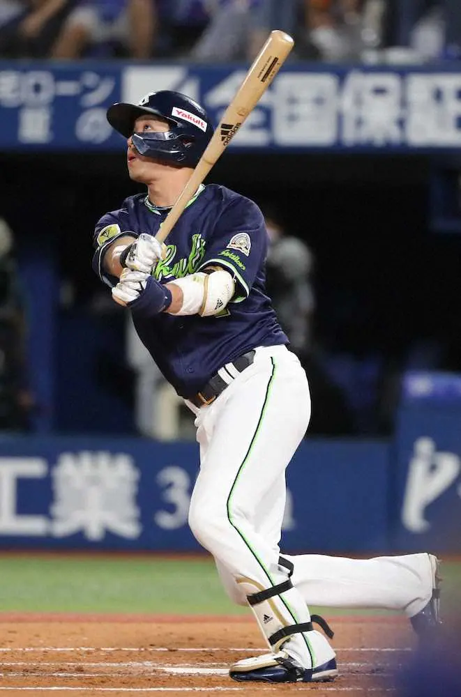 【画像・写真】ヤクルト山田、8度目のシーズン20本塁打達成　10試合ぶり弾は左翼席中段へ着弾