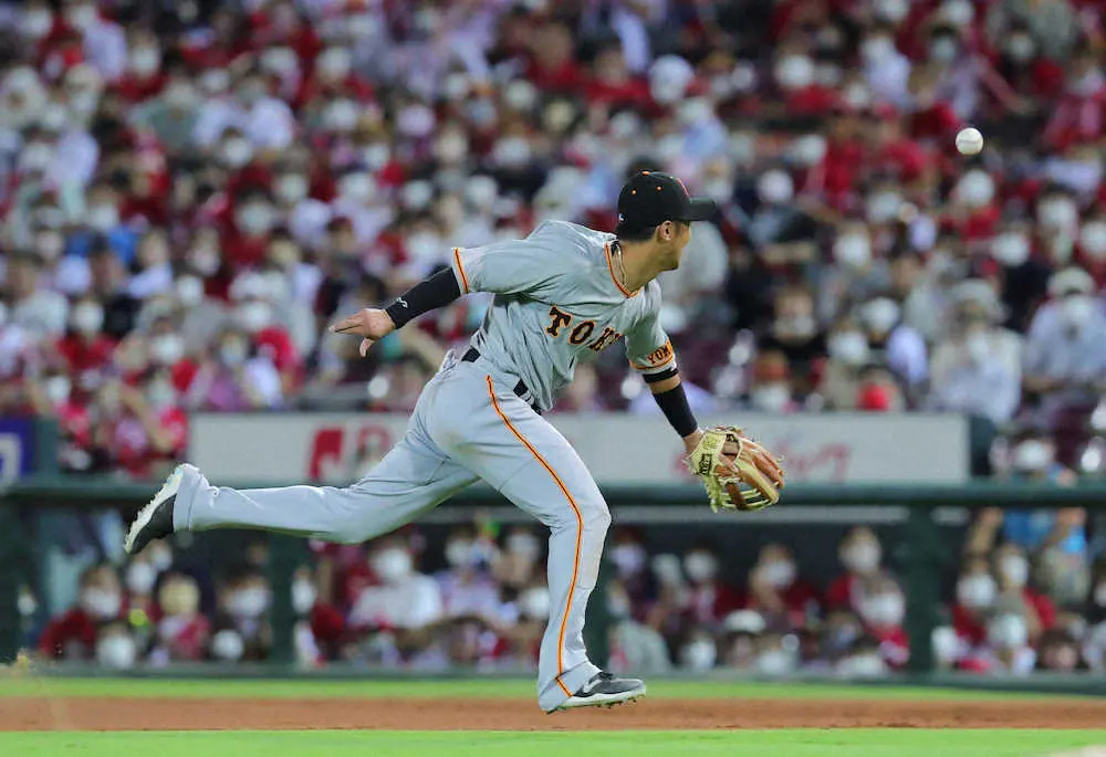 【画像・写真】巨人、2連敗再び5位転落　2点差8回無死満塁も無得点　吉川2失策が失点直結