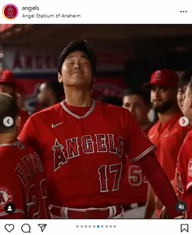 【画像・写真】大谷翔平　29号アーチ後、ドッキリ？仕掛けられて変顔する羽目に…　ベンチ＆ファン大爆笑