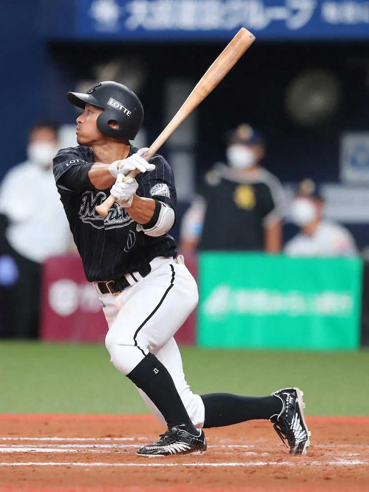 【画像・写真】ロッテ・荻野が決勝適時三塁打！「外野が前だったので、抜けてくれたらいいな」チームは連勝
