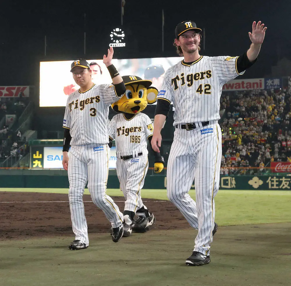 【画像・写真】阪神・ケラー「最高の経験」甲子園初セーブ　直球で押し込み頼もし3人斬り「確かに自信に」