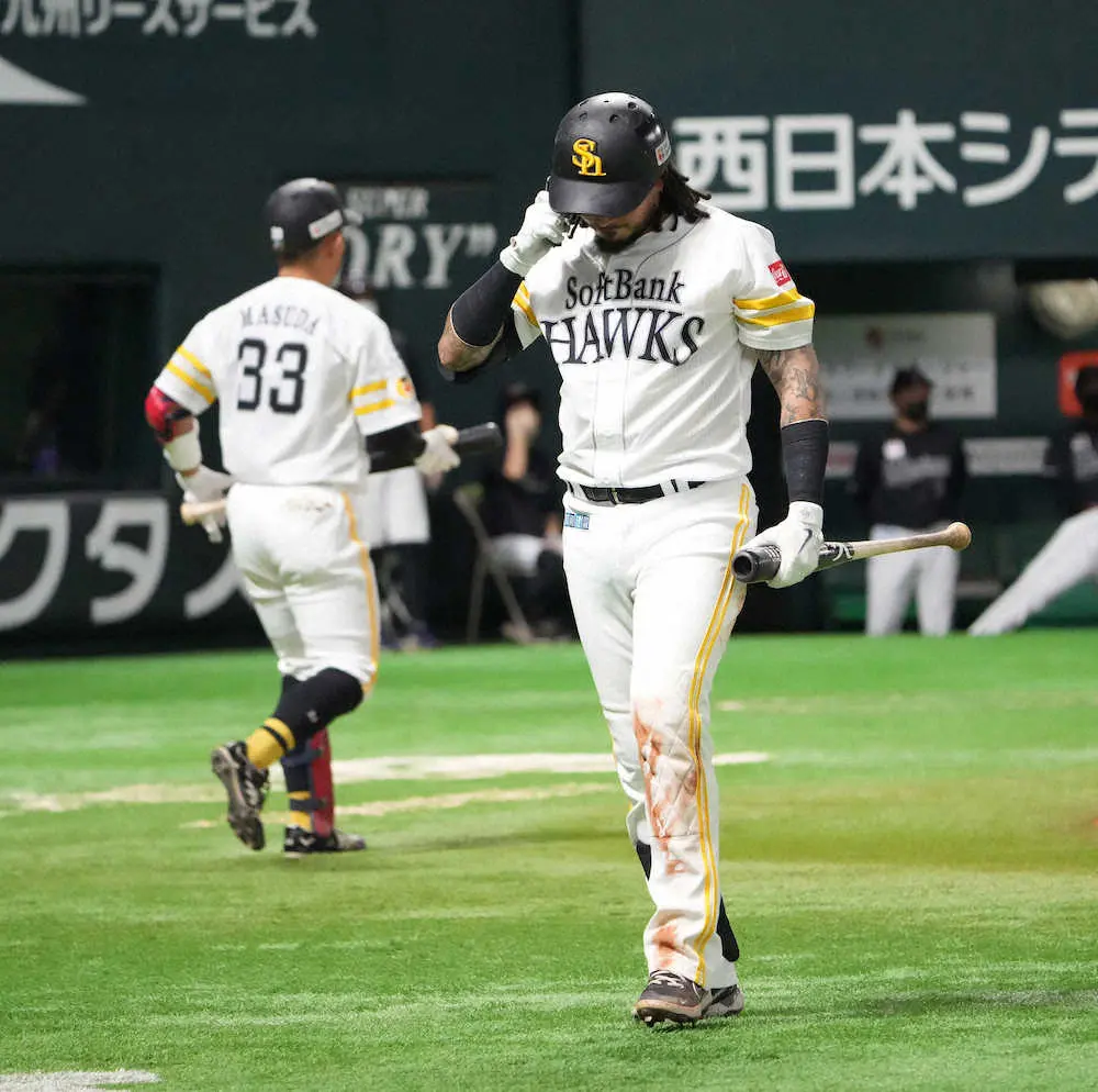 【画像・写真】ソフトバンク・ガルビスが痛恨の暴走　藤本監督もあきれ顔「勝手に行っちゃいました」