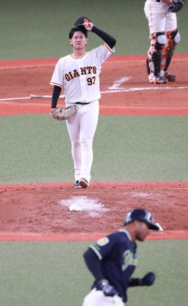 【画像・写真】巨人・井上、4回4失点降板で2度目の先発でも初勝利ならず　次回登板桑田コーチ「まだ分からない」