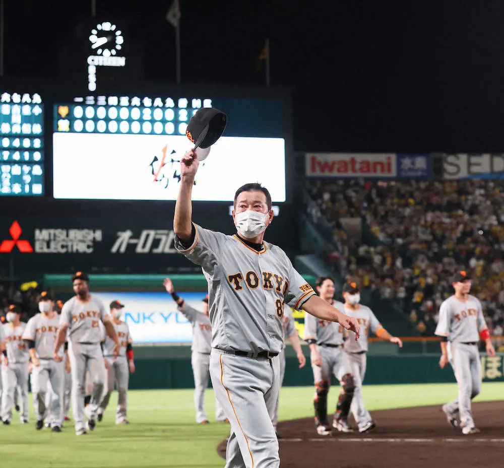 【画像・写真】原監督の采配ビッタビタ！相手投手に「気持ち良く投げてもらいたくない」と代走、直後に中田V弾