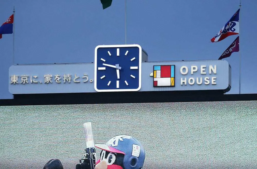 【画像・写真】ヤクルト村上、歴代8位51号！神宮で56号以降打てば「東京1億円の家」贈呈に奮起