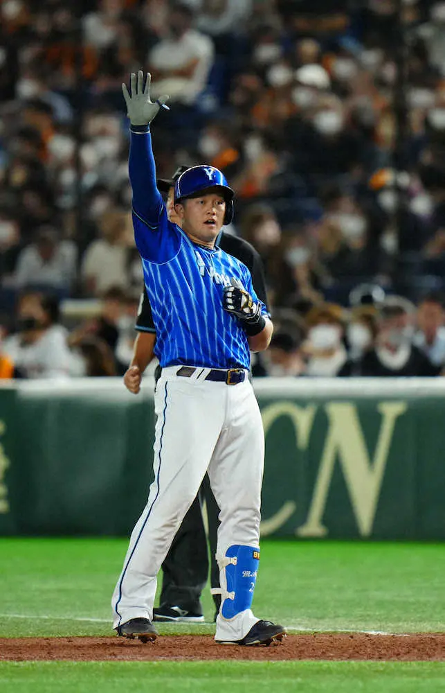 【画像・写真】DeNA　佐野執念V弾！奇跡の逆転Vあきらめない！延長11回大勢撃ちで28年ぶり巨人戦7連勝