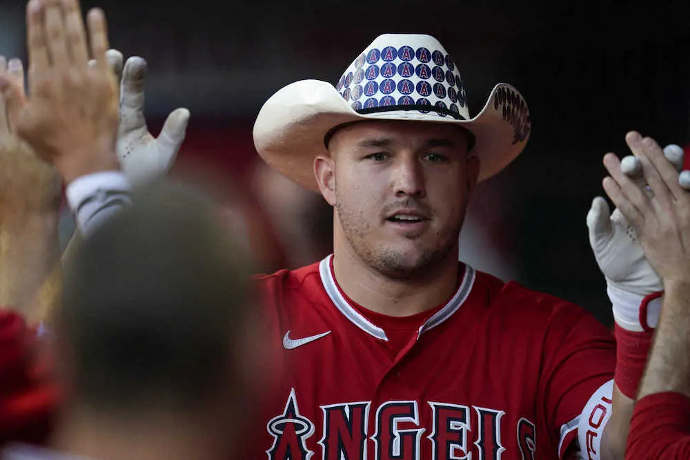 【画像・写真】トラウト　3戦連発！先制の中越え31号ソロ、チームトップ、リーグ2位32本塁打の大谷に1差