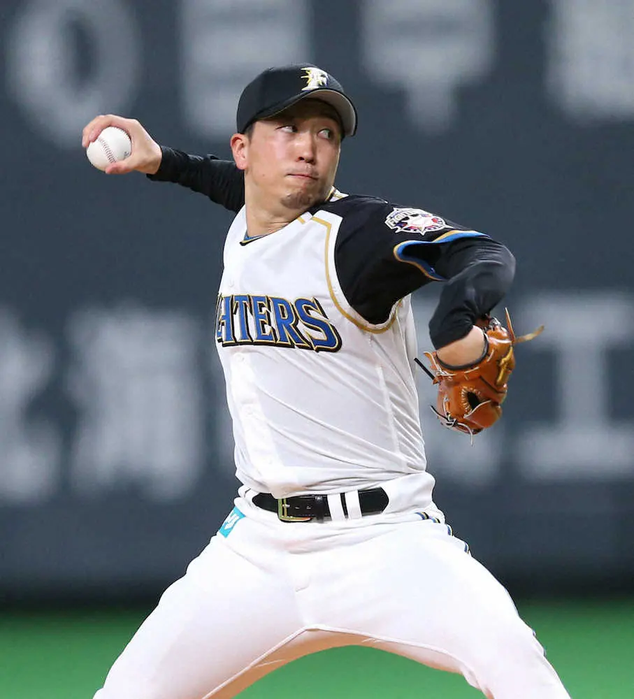 【画像・写真】日本ハム・井口が絶体絶命のピンチ切り抜けた！万波が「フェイク」でアシスト