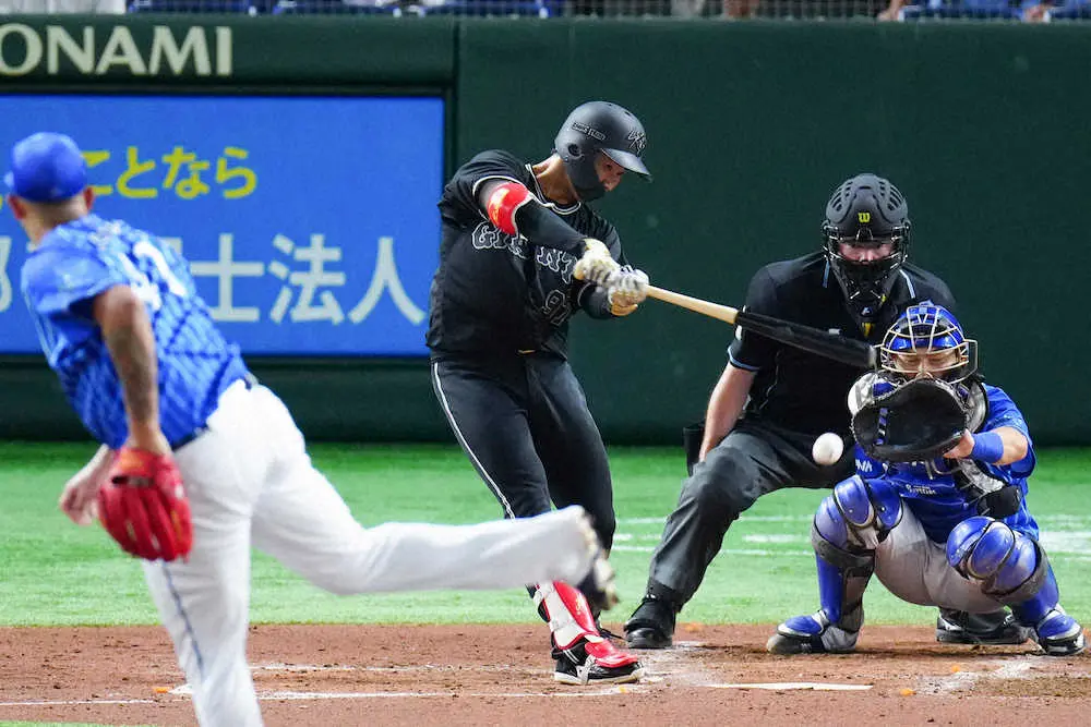 【画像・写真】巨人・井上温大　プロ初勝利の前にプロ初安打をマーク　ロメロの153キロを叩く　打率・333