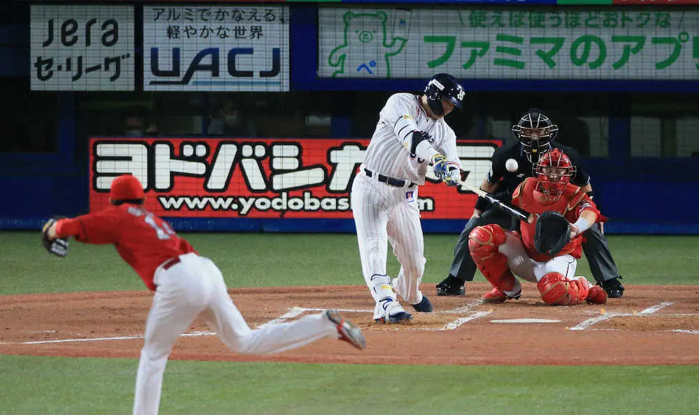 【画像・写真】ヤクルト村上53号　ノムさん＆落合超え！歴代単独6位　打点はペタジーニ抜く128で球団単独3位