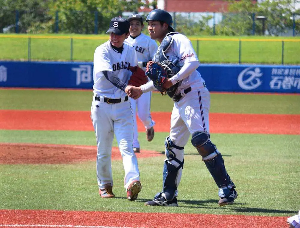 【画像・写真】空知単板工業が全国初勝利　エース河野、二刀流の活躍！1失点完投＆5番で適時打2本
