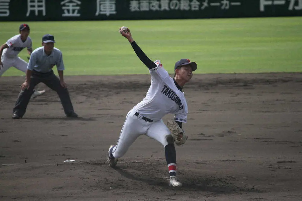 【画像・写真】新体制初戦の滝川二　来秋ドラフト候補・坂井が5回零封&4安打4打点「選抜にいきたい」