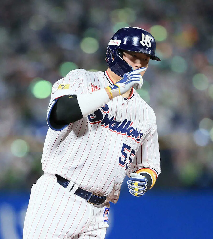 【画像・写真】ヤクルト村上「なんとか点を取りたかった」　特大弾でバース54本に並び、王貞治にあと1本！