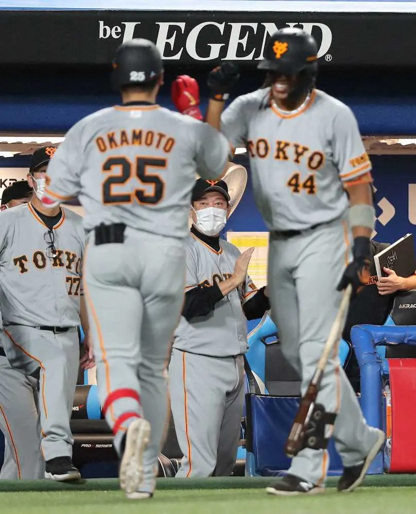 【画像・写真】巨人・原監督「なんて言ったらいいか。王さんの記録？うーん、なんて言ったらいいのかなあ」