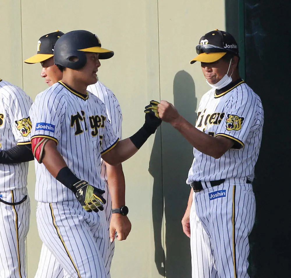 【画像・写真】阪神・前川　ウエスタン復帰戦で即2号本塁打　12日の練習試合で3カ月ぶり実戦復帰