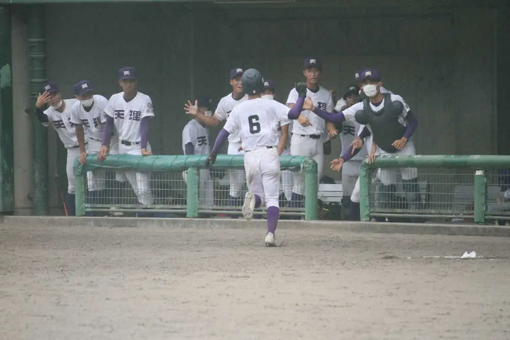 【画像・写真】天理、御所実との乱打戦を制して初戦突破　秋季奈良大会