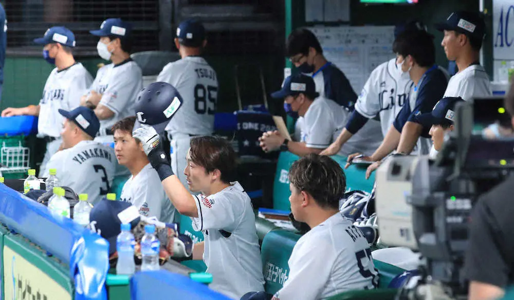 【画像・写真】西武　3位楽天に連敗…今季2度目の6連敗で自力CS消滅　辻監督「送ってもあと一本が出なかった」