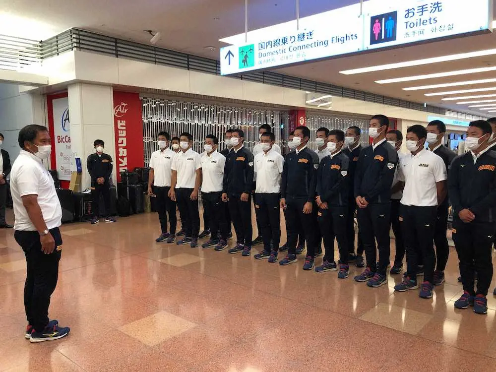 【画像・写真】銅メダル獲得のU18高校日本代表が帰国　山田主将「優勝できなかった悔しさある」