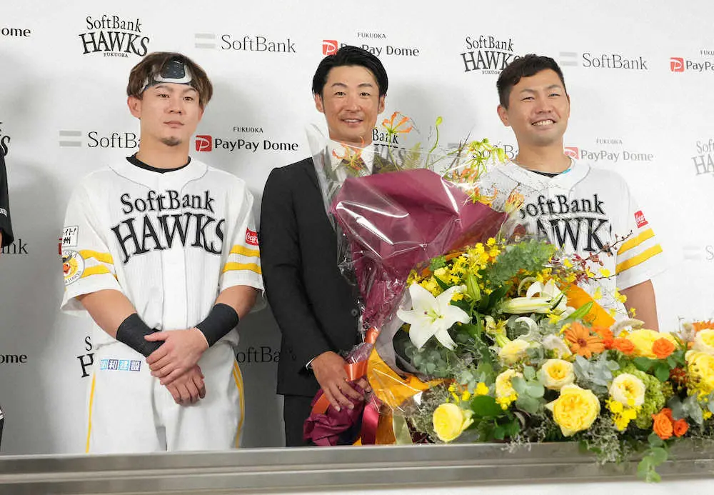 【画像・写真】ソフトバンク・明石が引退会見「力不足…それが引退を決めた理由」今後は「今はちょっと考えられない」