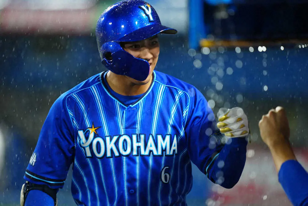 【画像・写真】DeNAがCS進出決定　今季最多5発で快勝、宮崎が3試合連発含む2本塁打　浜口は村上封じ8勝目