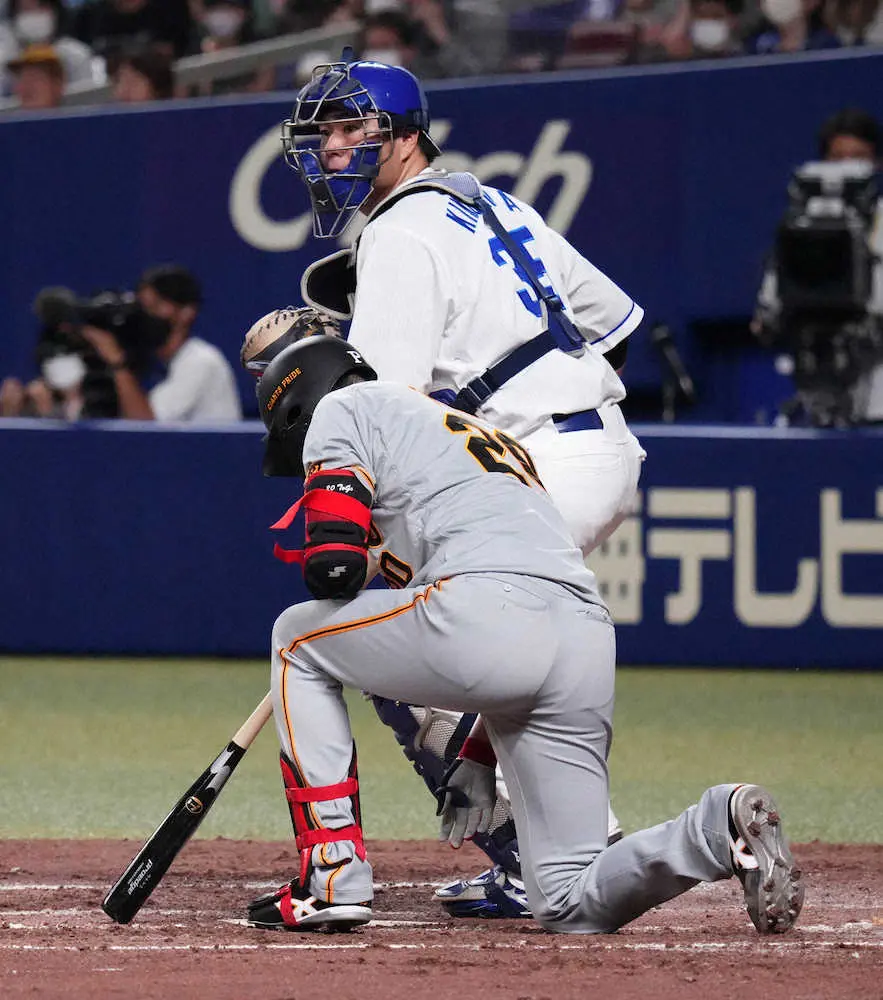 【画像・写真】巨人・戸郷　リーグ単独トップの13勝目ならず7敗目…中日・小笠原と投げ合い6回103球2失点