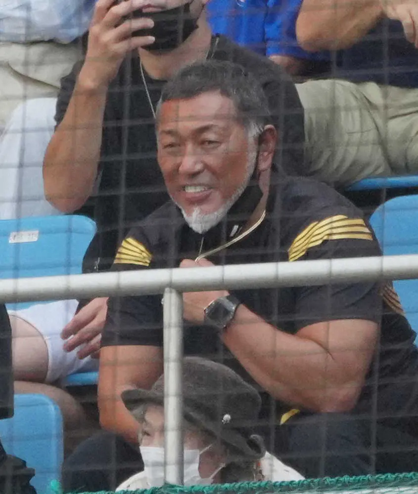 【画像・写真】秋季神奈川大会　慶応は準優勝　清原次男・勝治は父と同じ甲子園目指し関東大会で活躍誓う