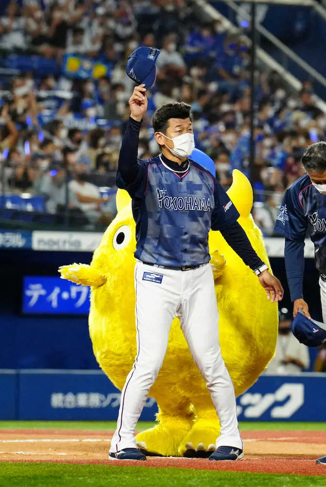 【画像・写真】DeNA・三浦監督　2年目で初のシーズン勝ち越し「CSから日本一を目指す。貯金10以上はしたい」