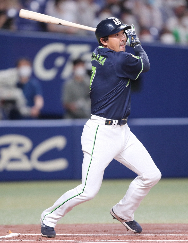 ヤクルト・内川 NPB選手として引退 今後は未定も野球に携わる活動へ 