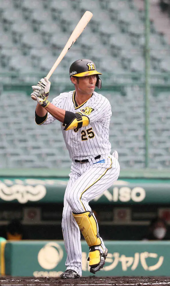 【画像・写真】虎のトレンドは先頭打者アーチ？　阪神、勝てばウエスタンVの試合で江越がいきなり一発