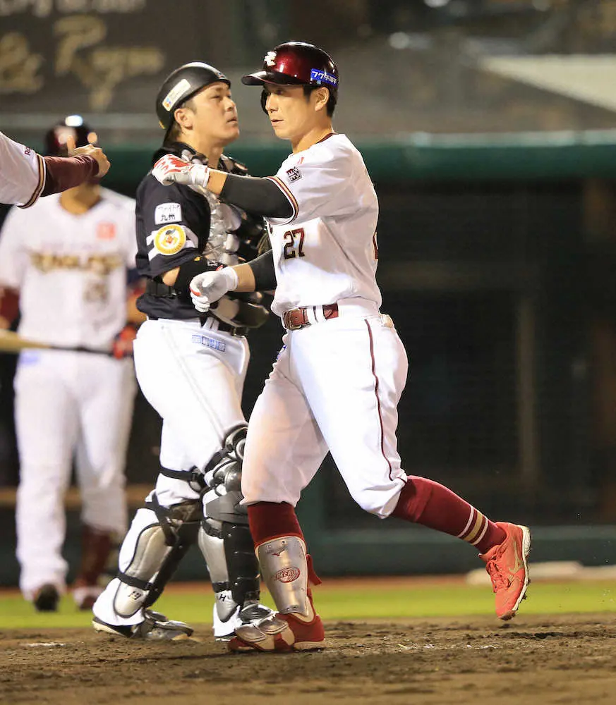 【画像・写真】逆転CS諦めん!楽天　滝中が初回4失点も岡島3号2ラン＆島内2適時打で同点に追いつく