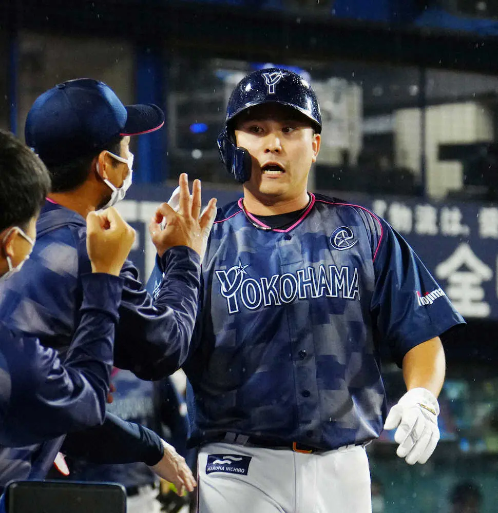 【画像・写真】2位確定のDeNA快勝！石田CSへ視界良好、7回自責0で7勝目　佐野は155安打で岡林、中野に並ぶ