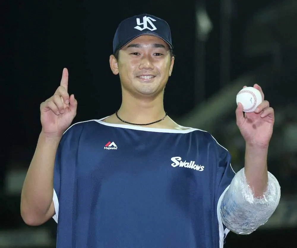 【画像・写真】ヤクルト・ドラ1山下　プロ2戦目で初勝利「記念球は母に渡したい」　高津監督も笑顔「よく頑張った」