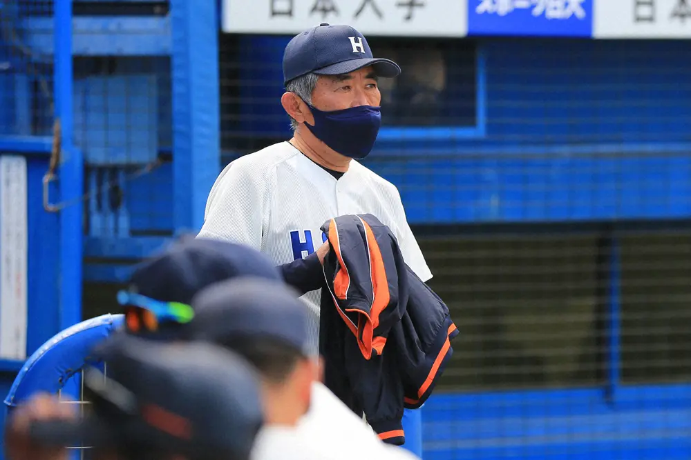 【画像・写真】ヤクルト・山下プロ初勝利　恩師法大・加藤監督「彼の努力、才能でここまでできた」