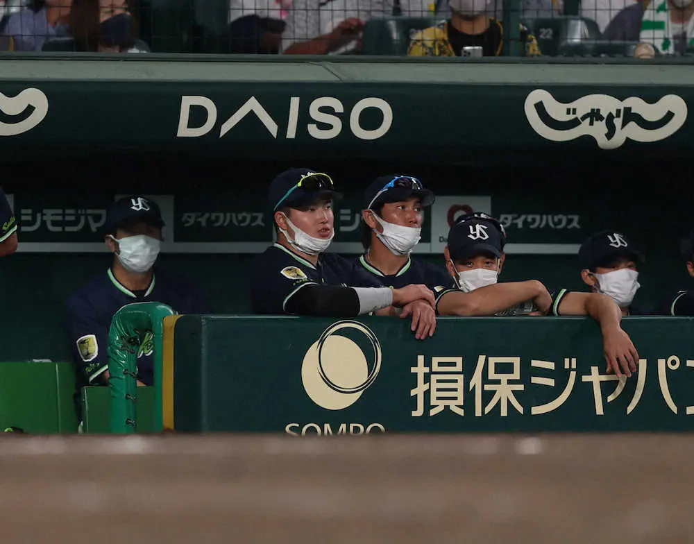 【画像・写真】阪神「没収試合」なら湯浅のタイトルが危なかった？ベンチ入り使い果たす総力戦でファンから心配の声相次ぐ